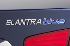 约9.66万元起 现代推出Elantra Blue!