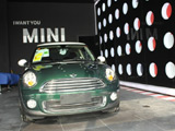 墨绿色Mini COOPER FUN提车作业