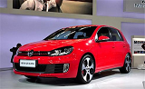 <font color=red>高尔夫GTI</font>改装鉴赏 战斧式轮毂引人注目