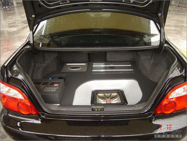 斯巴鲁翼豹Impreza汽车音响改装的器材搭配方案