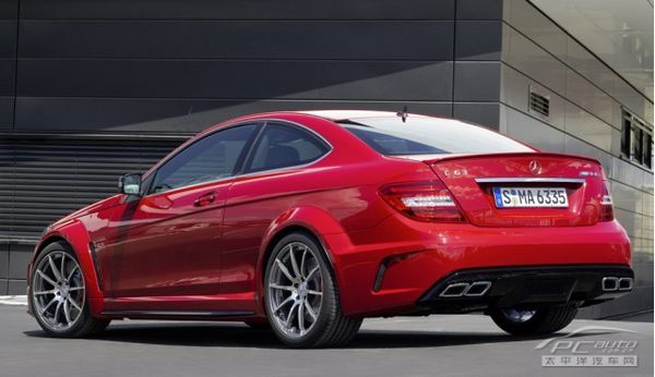 奔驰C63 AMG Black Series 正式发布,奔驰C63 AMG Black Series怎么样行情优惠