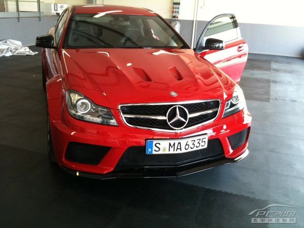 奔驰C63 AMG Black Series Coupe曝光了