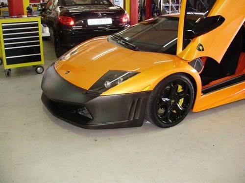 兰博基尼Murcielago LP580改装暴力黄牛