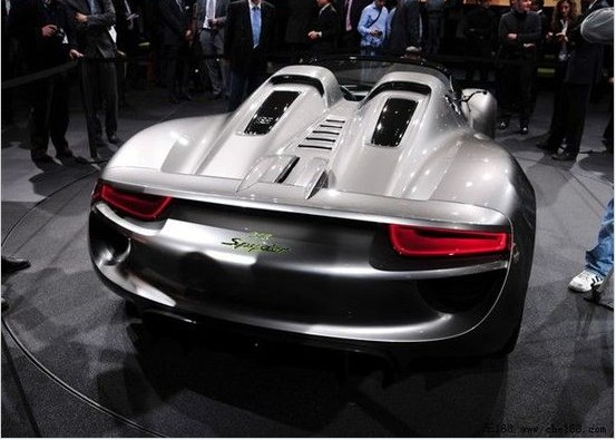 1338.8万起 保时捷发售量产918 Spyder！