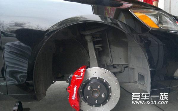 凌志GS430改装轮毂红色BREMBO刹车