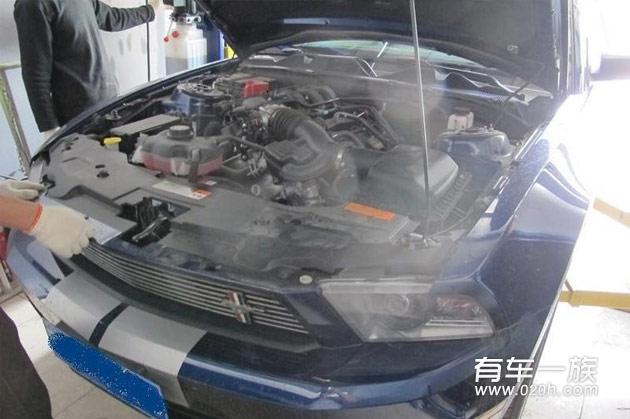 2011款V6_3.7野马保养更换机油机滤空滤