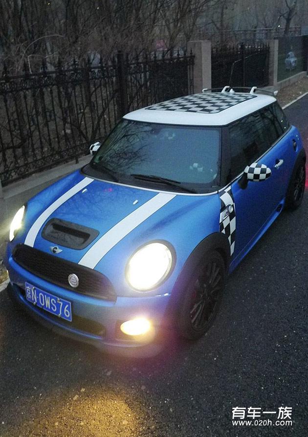 蓝色Mini Cooper S改装JCW包围作业