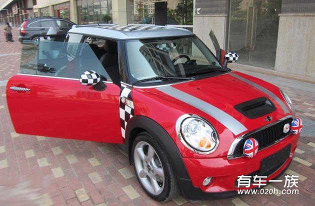 MINI CLUBMAN S装饰改装作业