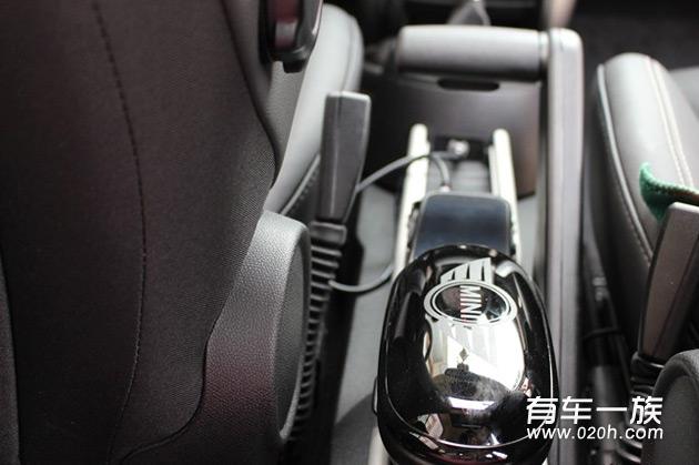 2013款MINI Countryman Fun提车作业