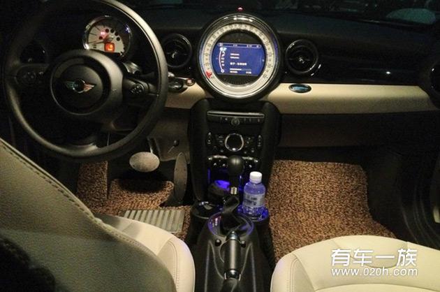 2013两座跑车MINI COUPE提车作业