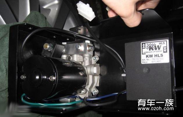 大众R36性能改装 KW V3避震器_HLS液压升降系统