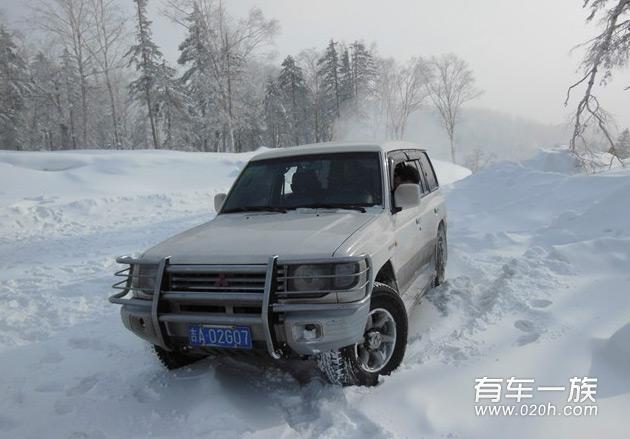 猎豹黑金刚冰雪自驾游 用车体验 雪乡之旅