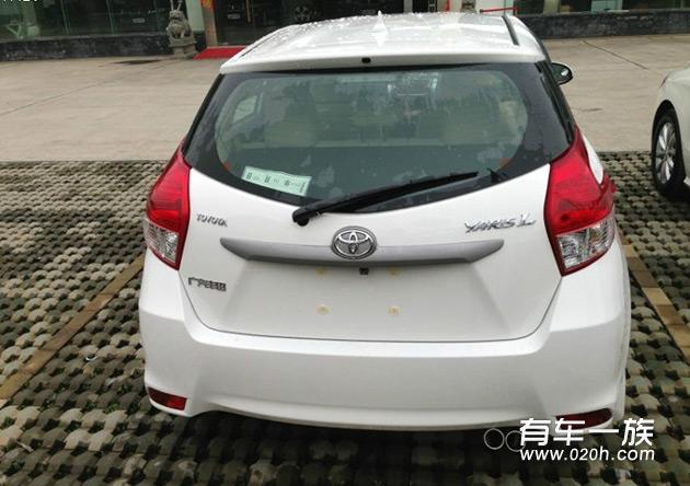 1.5MT白色丰田Yaris L致炫提车作业与价格