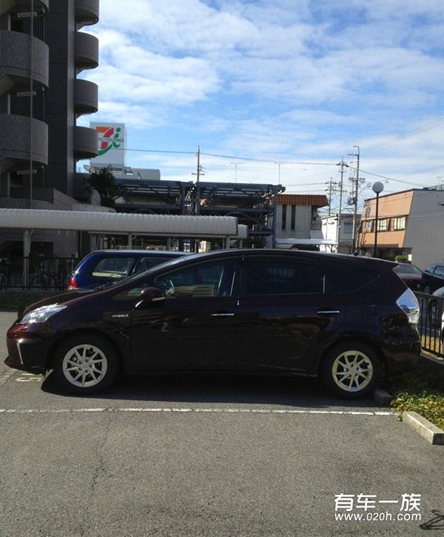 丰田普锐斯提车作业 海外版日本提车与实拍图