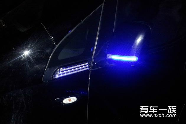 黑色NV200改装天窗LED灯轮毂及外观内饰装饰