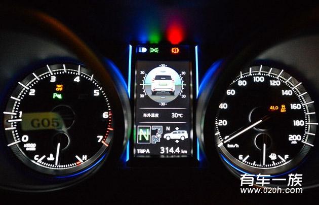 中规2014款4.0VX-NAVI顶配普拉多提车作业内饰外观静态测评
