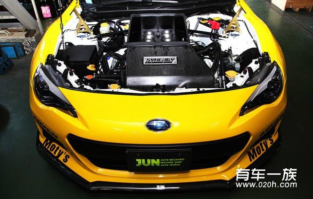 黄色斯巴鲁BRZ改装动力V8 轻量化碳纤维装饰改装
