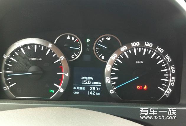 2013款丰田MPV白色埃尔法提车作业提车价格