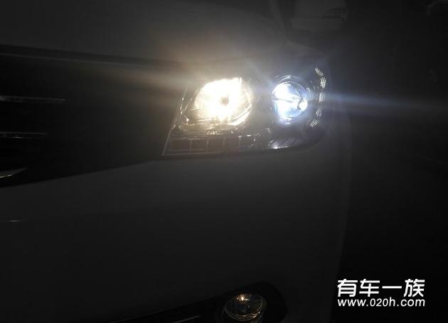 海马S7改装Q5双光透镜氙气灯自动感应大灯作业