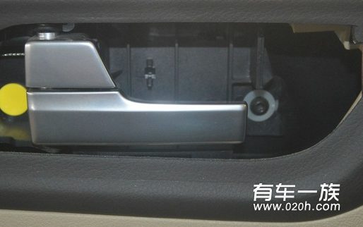 福特福克斯改装高音喇叭音响A柱