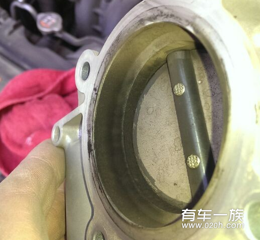CX-5保养清洗节气门更换清洗空气滤
