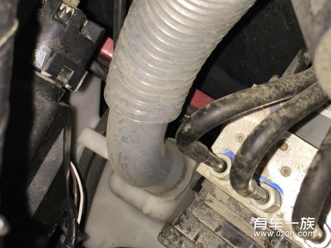 马自达cx-5改装引擎盖液压杆日产