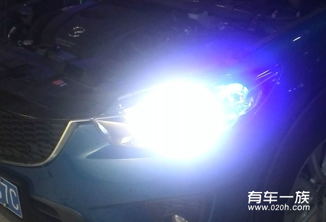 豪华马自达cx-5改装疝气透镜天使眼