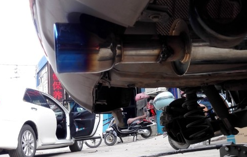 cs35改装排气尾轮毂漆金车身拉花