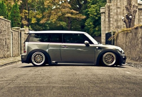 MINI CLUBMAN 改装HellaFlush风