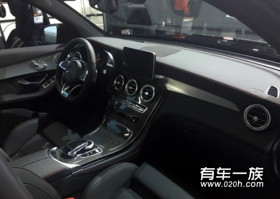 2016纽约车展奔驰梅赛德斯-AMG GLC 43劲爆上市