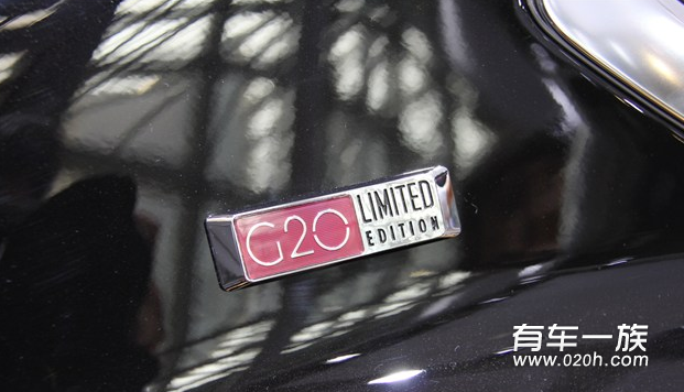 众泰Z700 G20公务版上市 售15.88万元