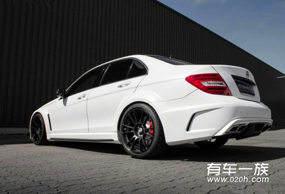 最大功率830马力 改装奔驰C 63 AMG