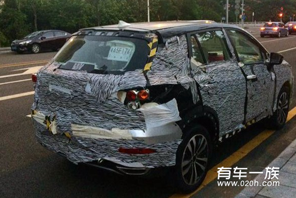 传祺小型SUV GS3曝光 挑战霸主哈弗H2