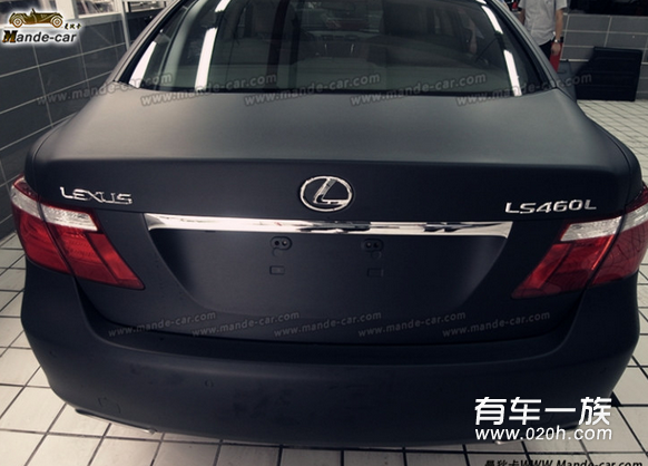 雷克萨斯 LS460L化身黑夜女神