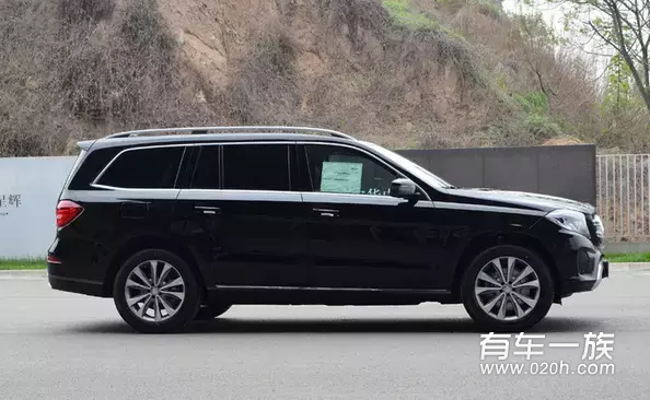 奔驰GLS400 4MATIC时尚型上市 售108.2万