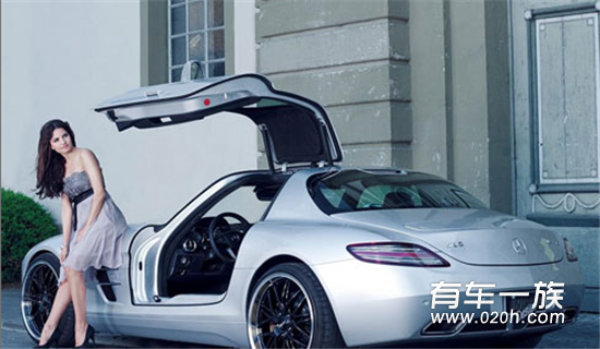 德国改奔驰 SLS AMG 尽享香车美人的诱惑