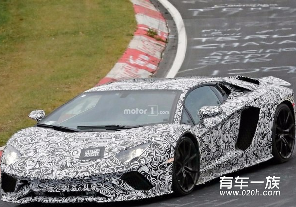 曝兰博基尼Aventador S路试谍照 明年发布