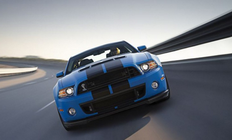 2013改装款福特野马Shelby GT500