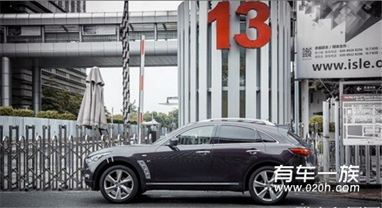 英菲尼迪QX70改EVC智能驾驶控制器