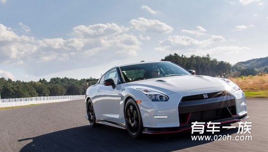 最强改装 百公里加速2.4秒Nismo GT-R R35