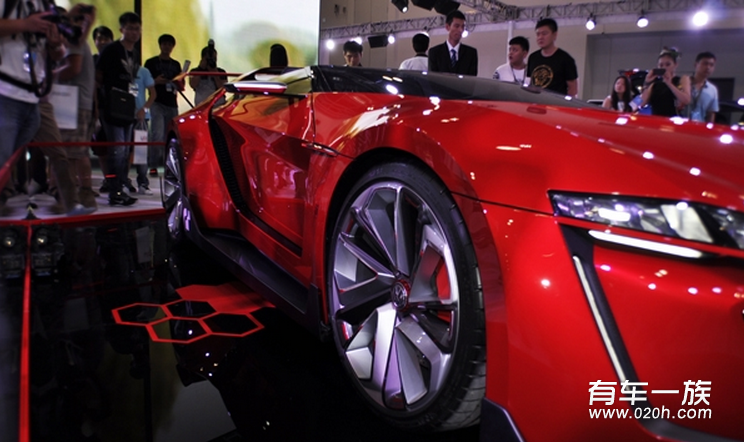 大众高尔夫GTI Roadster中国改装展现身