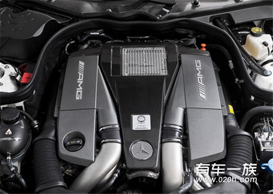 换心手术 奔驰E63 AMG装配新V8双涡轮引擎