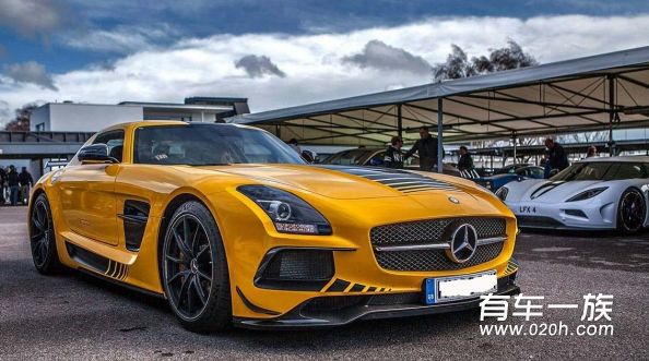 奔驰SLS AMG Black Series 黄色帅气现身