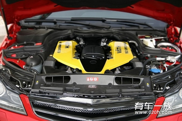 奔驰C63 AMG改装机械增压 爆发强大心脏