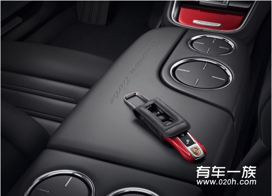 新款Panamera Exclusive官图 激进的胭红