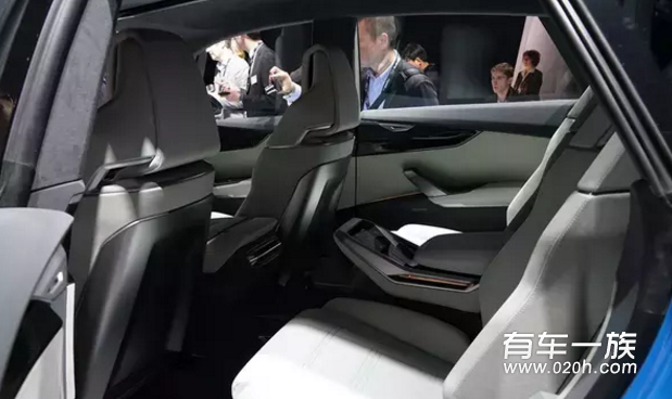 全新奥迪Q8概念车发布 插电式混动SUV