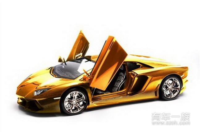 纯金镶嵌宝石 Aventador黄金版亮相