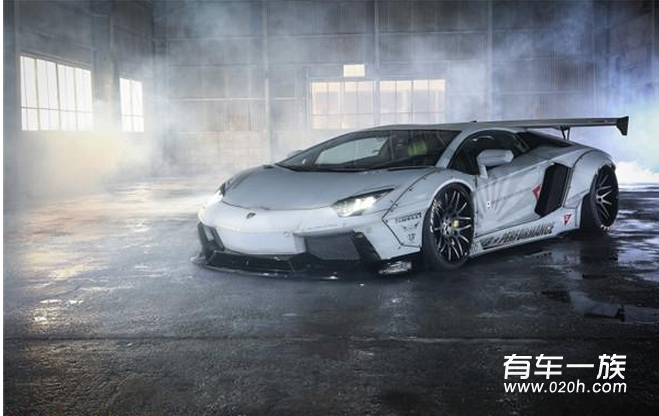 LB宽体加持兰博基尼Aventador 外观彪悍