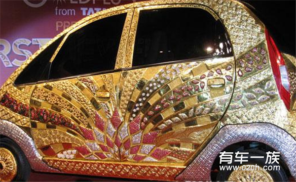 璀璨金色年华 世界首辆黄金珠宝汽车亮相
