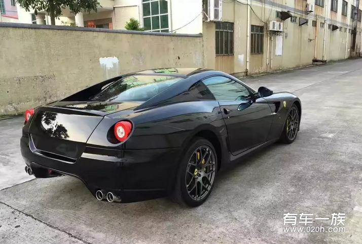 2010款法拉利599GTB 黑外红内极品车况